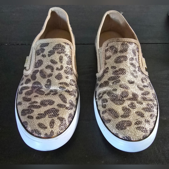 G By Guess Size 7.5 M Slip Ons Leopard Print White Soles Shimmery Loafers GUC - Picture 1 of 9